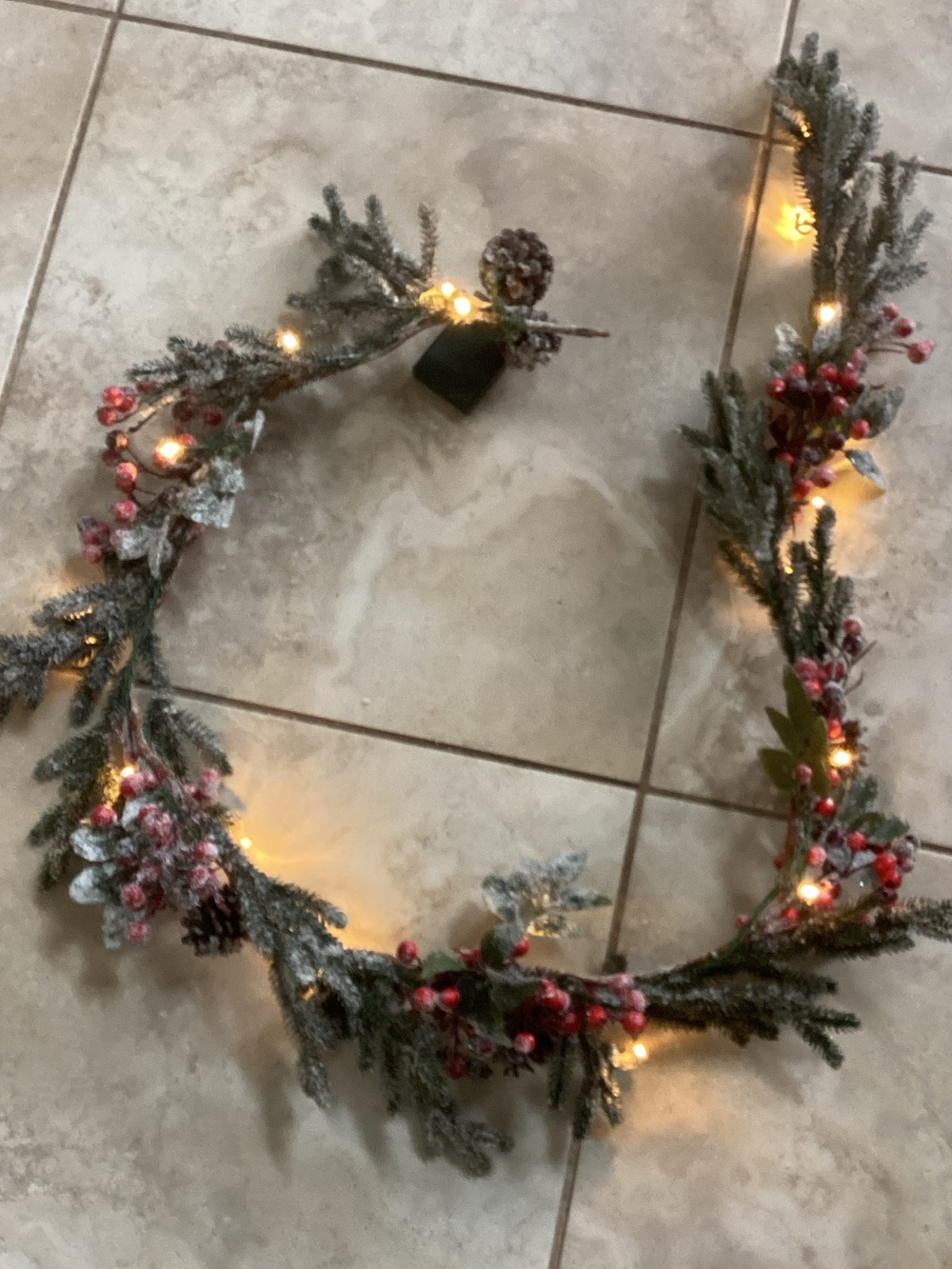 LED Frosted Pine and Berry Garland -